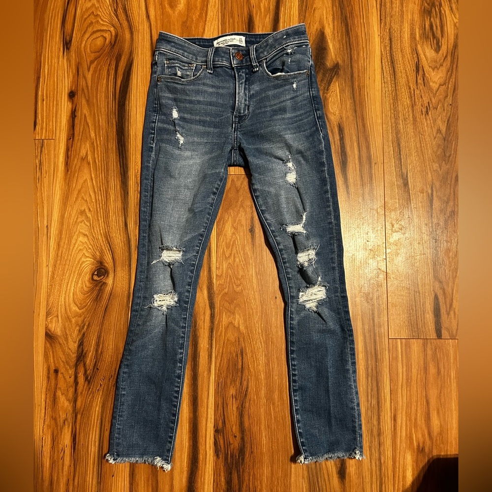 Abercrombie Super Skinny Ankle Jeans - Mid Rise